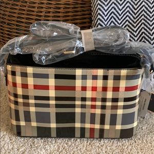 Handbag by DIOPHY In style Handbags